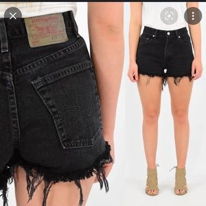 Vintage Levi’s 550s black high waisted shorts